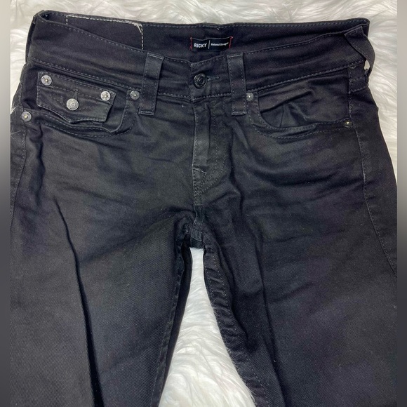 Men’s Black True Religion Jeans - Picture 2 of 4